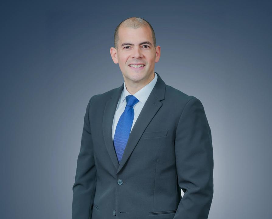 executive-chairman-img